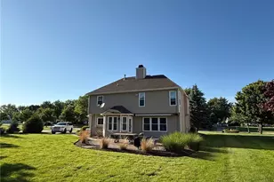 32291 Country Club Dr, Avon Lake, OH 44012 - Photo 5