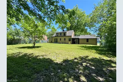 3642 Cascade Drive, Youngstown, OH 44511 - Photo 35