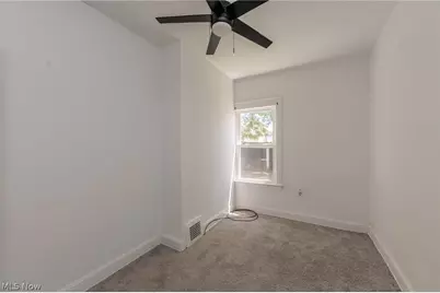 2035 Chesterland Avenue #Down, Oakwood, OH 44107 - Photo 33