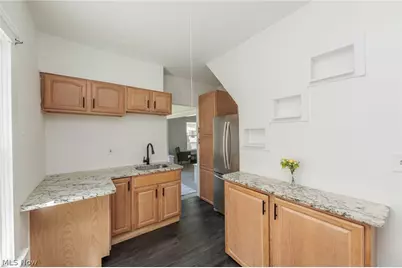 2035 Chesterland Avenue #Down, Oakwood, OH 44107 - Photo 21