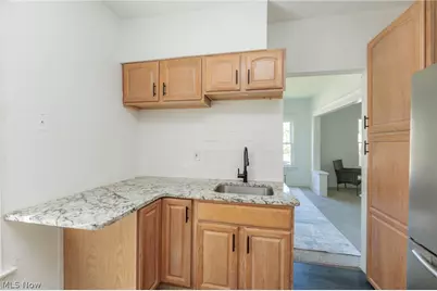 2035 Chesterland Avenue #Down, Oakwood, OH 44107 - Photo 23