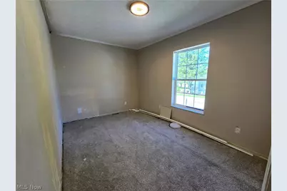 12048 Nicki Lane, Chardon, OH 44024 - Photo 7
