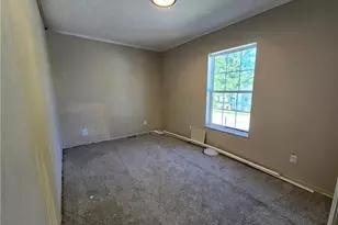 12048 Nicki Ln, Chardon, OH 44024 - Photo 7