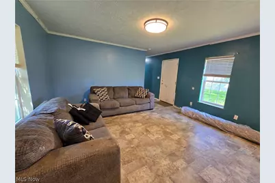 12048 Nicki Lane, Chardon, OH 44024 - Photo 5