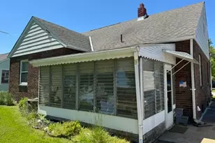 1226 Columbus Ave, Ashtabula, OH 44004 - Photo 5