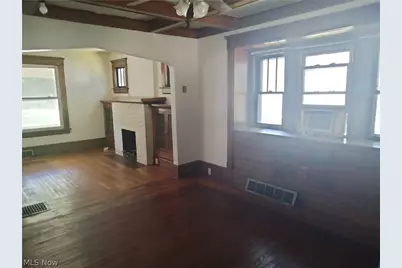 949 W Exchange Street, Akron, OH 44302 - Photo 5