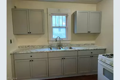 949 W Exchange Street, Akron, OH 44302 - Photo 3