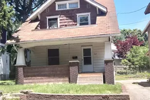 949 W Exchange St, Akron, OH 44302 - Photo 1