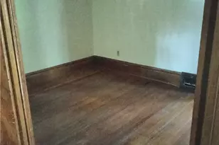 949 W Exchange St, Akron, OH 44302 - Photo 9