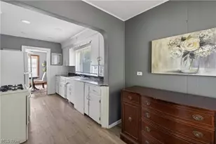 1158 E 146th St, Loveland, OH 44110 - Photo 9