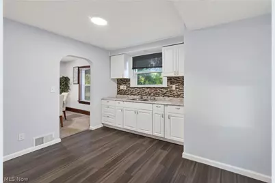 14760 Wemple Road, Loveland, OH 44110 - Photo 9