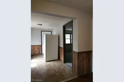 578 Plum Avenue, Akron, OH 44305 - Photo 13