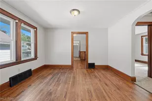 578 Plum Ave, Akron, OH 44305 - Photo 7