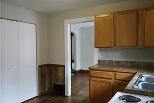 578 Plum Ave, Akron, OH 44305 - Photo 11