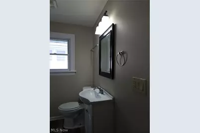 578 Plum Avenue, Akron, OH 44305 - Photo 23
