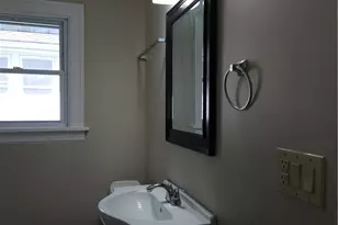 578 Plum Ave, Akron, OH 44305 - Photo 23
