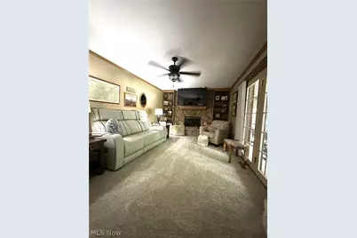 812 Brentwood Drive, Belpre, OH 45714 - Photo 11