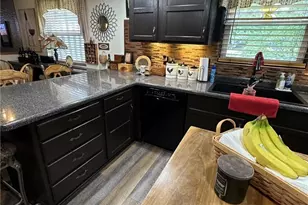 812 Brentwood Dr, Belpre, OH 45714 - Photo 9