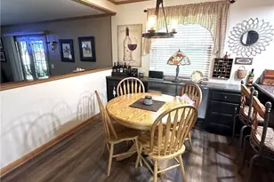 812 Brentwood Dr, Belpre, OH 45714 - Photo 9