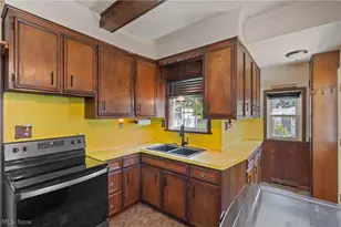 1274 Woodland Ave NW, Canton, OH 44703 - Photo 13