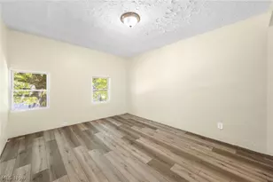3020 W 47th St, Loveland, OH 44102 - Photo 7