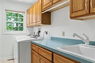 433 Castle Pines Dr, Fairlawn, OH 44333 - Photo 23
