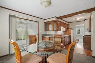 1711 Thornapple Ave, Akron, OH 44301 - Photo 11