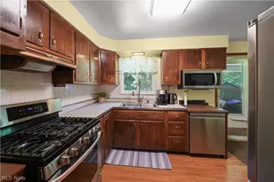9621 Wolfe Rd, Windham, OH 44288 - Photo 9