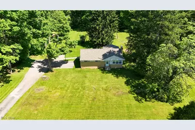 9621 Wolfe Road, Windham, OH 44288 - Photo 7