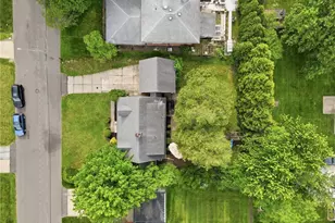 683 E Ford Ave, Barberton, OH 44203 - Photo 43