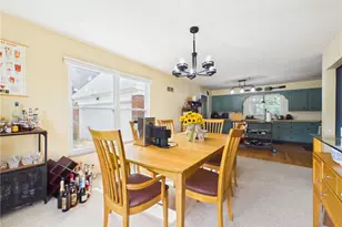683 E Ford Ave, Barberton, OH 44203 - Photo 9