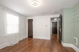 2083 Chesterland Ave, Oakwood, OH 44107 - Photo 17