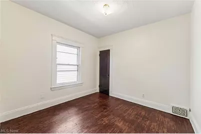 4408 Beta Avenue, Newburgh Heights, OH 44105 - Photo 15