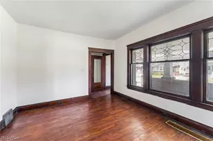 4408 Beta Ave, Newburgh Heights, OH 44105 - Photo 5