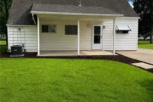4130 Woodmere Dr, Austintown, OH 44515 - Photo 3