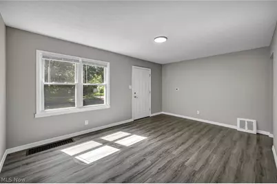 1291 Hardesty Boulevard, Akron, OH 44320 - Photo 9