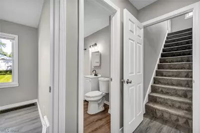 1291 Hardesty Boulevard, Akron, OH 44320 - Photo 11