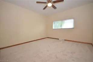625 Hillman Rd, Akron, OH 44312 - Photo 15