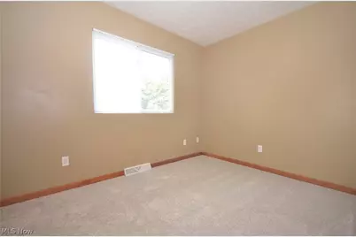 625 Hillman Road, Akron, OH 44312 - Photo 19