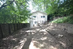 625 Hillman Rd, Akron, OH 44312 - Photo 35
