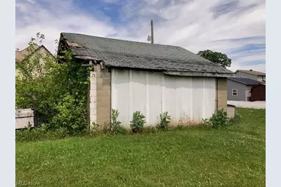 1906 E High Avenue, New Philadelphia, OH 44663 - Photo 9