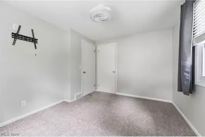 6006 Lake O Springs Avenue NW, Canton, OH 44718 - Photo 17