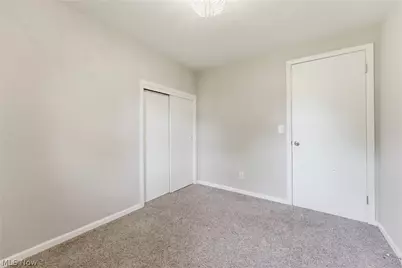 6006 Lake O Springs Avenue NW, Canton, OH 44718 - Photo 15