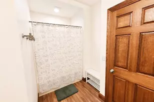 8942 Edison St NE, Louisville, OH 44641 - Photo 9