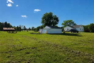 8942 Edison St NE, Louisville, OH 44641 - Photo 31
