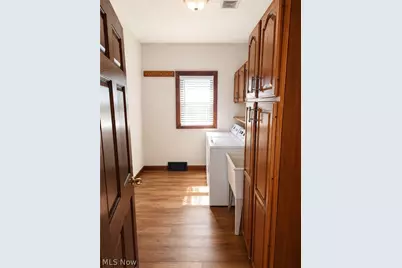 8942 Edison Street NE, Louisville, OH 44641 - Photo 25