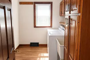 8942 Edison St NE, Louisville, OH 44641 - Photo 25