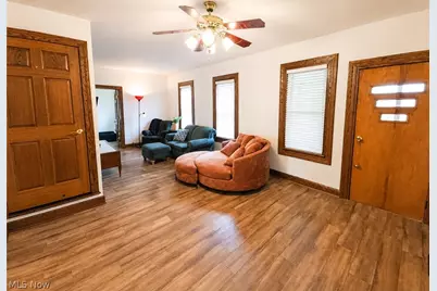 8942 Edison Street NE, Louisville, OH 44641 - Photo 11