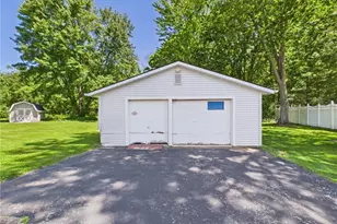 2542 Circle Dr, Painesville, OH 44077 - Photo 43