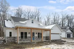 5269 Century Bay Ave, Ashtabula, OH 44004 - Photo 3